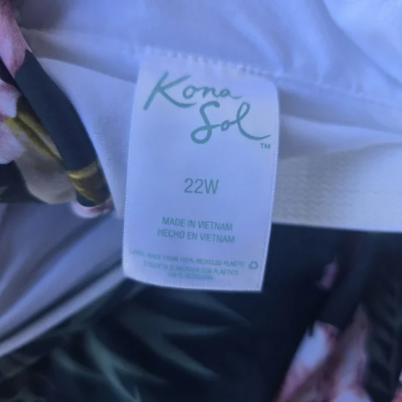 Kona Sol Green Floral One Piece Swimsuit 22W - Picture 4 of 5